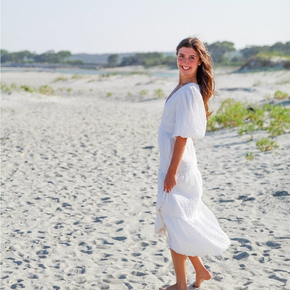 Meet your Posher, Kourtnie - Picture 3 of 3